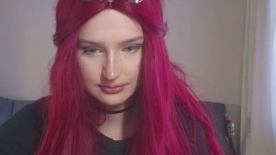 EmeldaBisso live cam on Cam4