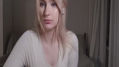 EmeldaBisso live cam on Cam4