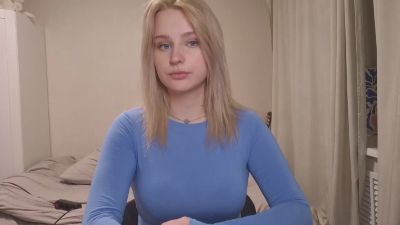 EmeldaBisso live cam on Cam4