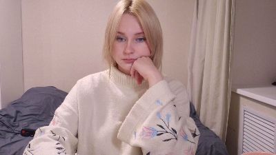 EmeldaBisso live cam on Cam4