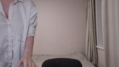 EmeldaBisso live cam on Cam4