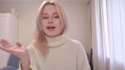 EmeldaBisso live cam on Cam4