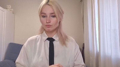 EmeldaBisso live cam on Cam4