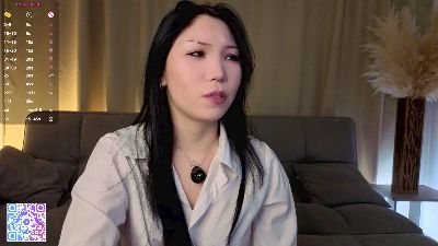 EmelineDinges live cam on Cam4