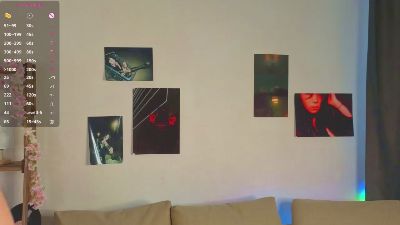 EmelineDinges live cam on Cam4