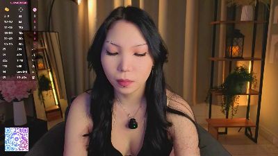 EmelineDinges live cam on Cam4