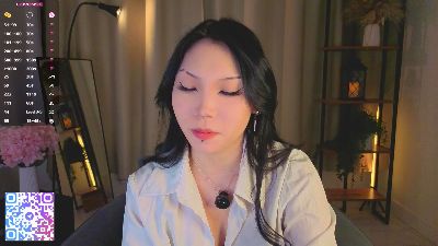 EmelineDinges live cam on Cam4