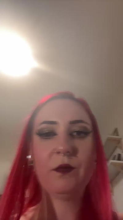 EmeraldFirexo live cam on Cam4