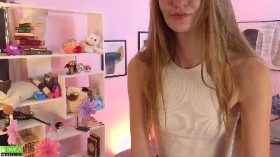 EmeryGale live cam on Cam4