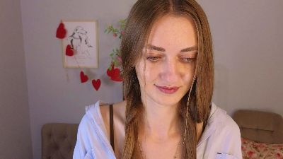 EmeryGale live cam on Cam4