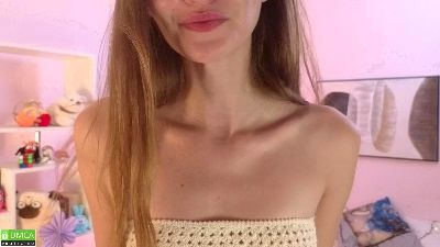 EmeryGale live cam on Cam4