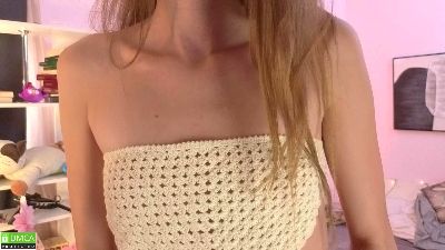 EmeryGale live cam on Cam4