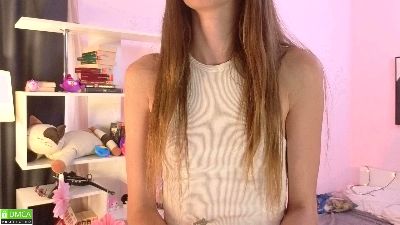 EmeryGale live cam on Cam4