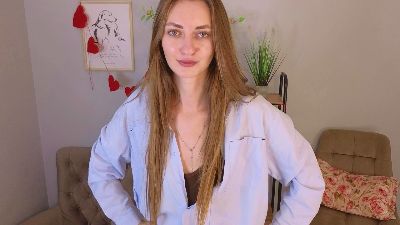 EmeryGale live cam on Cam4