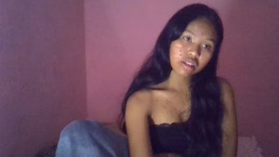Emiehot live cam on Cam4
