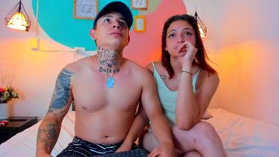 live sex web cam EmiilyAndManson