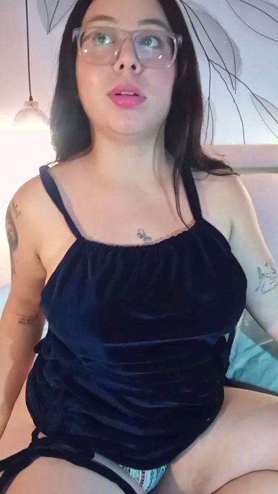 EmiilyCooper_ live cam on Cam4