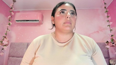 Emiily_Grace live cam on Cam4