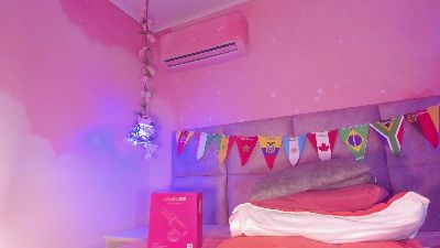 Emiily_Grace live cam on Cam4