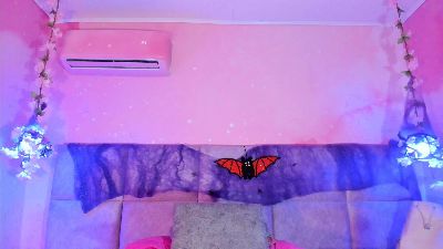 Emiily_Grace live cam on Cam4