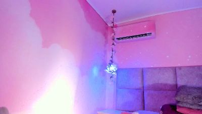 Emiily_Grace live cam on Cam4