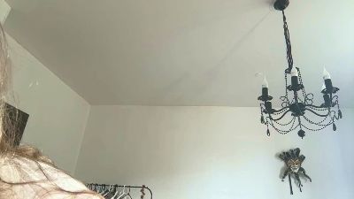 EmikoVlcek live cam on Cam4