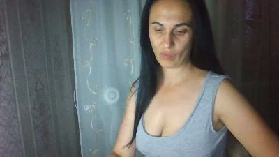 Emilia55 live cam on Cam4