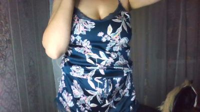 Emilia55 live cam on Cam4
