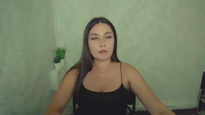 EmiliaEm77 live cam on Cam4