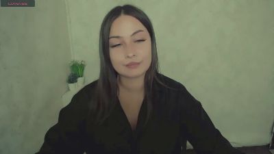 EmiliaEm77 live cam on Cam4