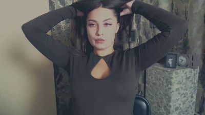 EmiliaEm77 live cam on Cam4