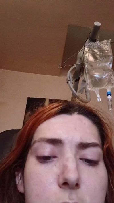 Emilieprod live cam on Cam4