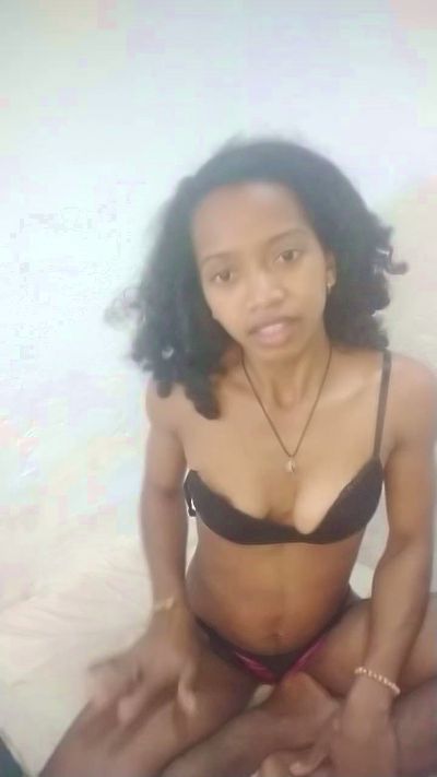 EmillieG live cam on Cam4