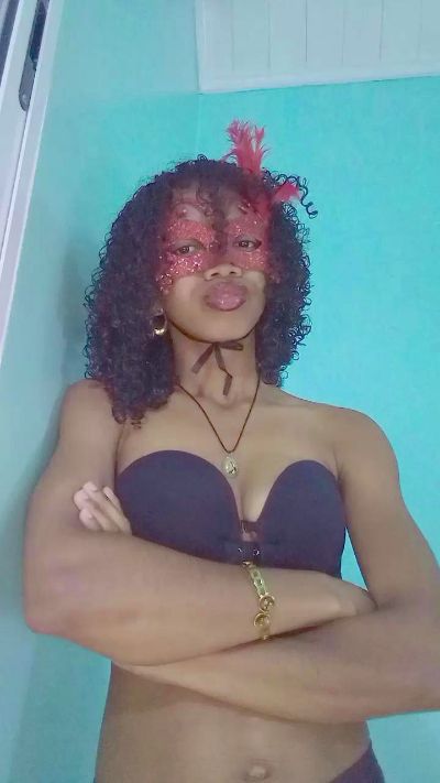 EmillieG live cam on Cam4