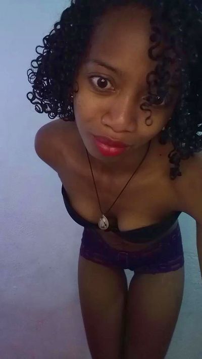 EmillieG live cam on Cam4