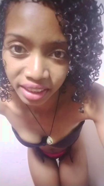 EmillieG live cam on Cam4