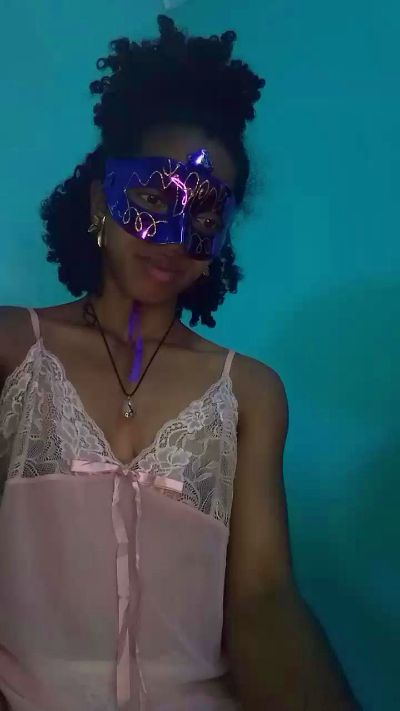 EmillieG live cam on Cam4