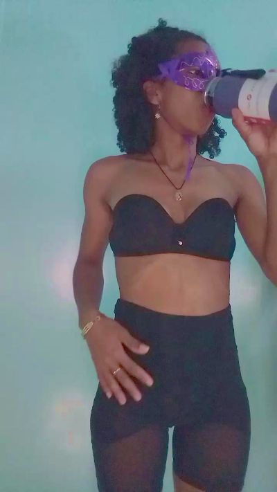 EmillieG live cam on Cam4