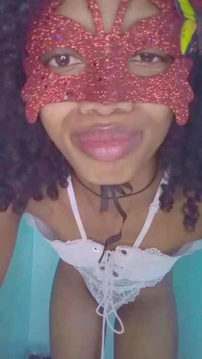 EmillieG live cam on Cam4
