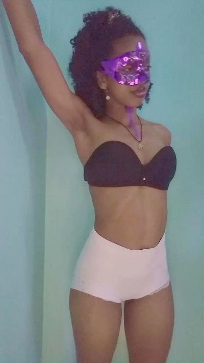 EmillieG live cam on Cam4