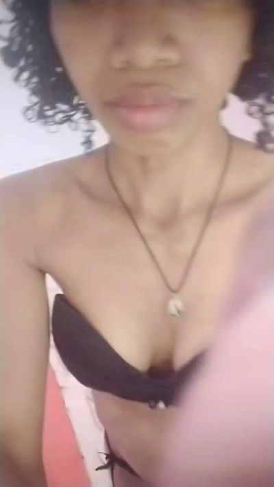 EmillieG live cam on Cam4