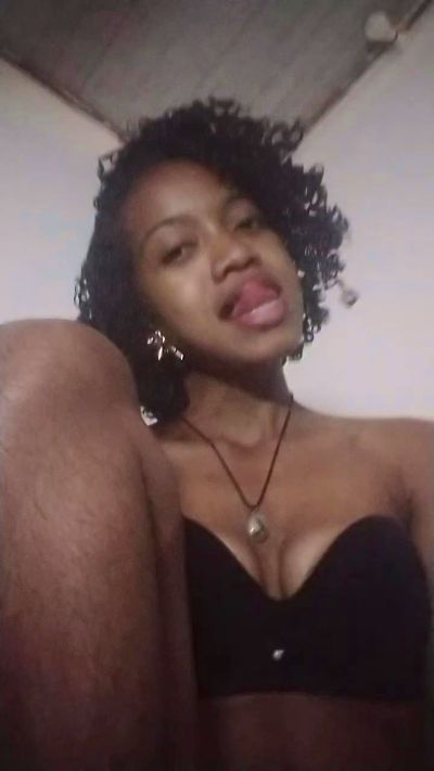 EmillieG live cam on Cam4