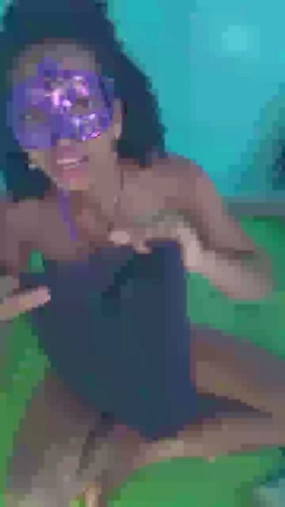 EmillieG live cam on Cam4