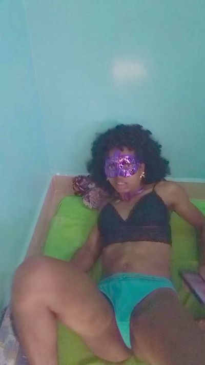 EmillieG live cam on Cam4