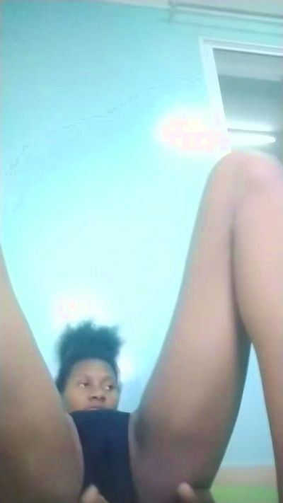 EmillieG live cam on Cam4