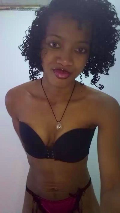 EmillieG live cam on Cam4