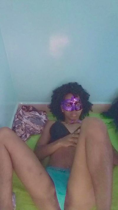 EmillieG live cam on Cam4