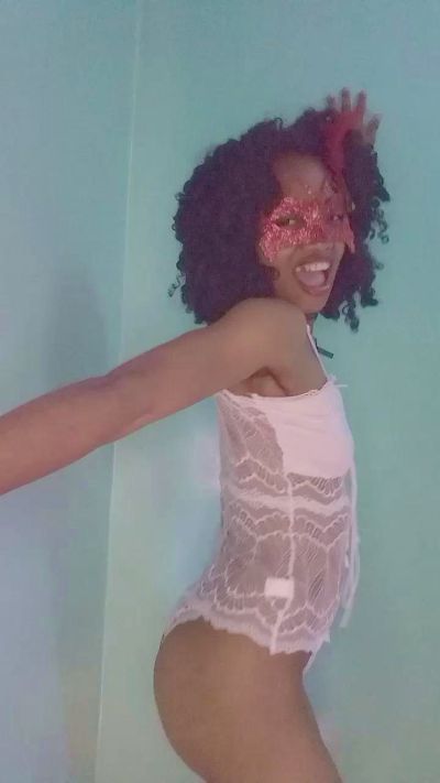 EmillieG live cam on Cam4