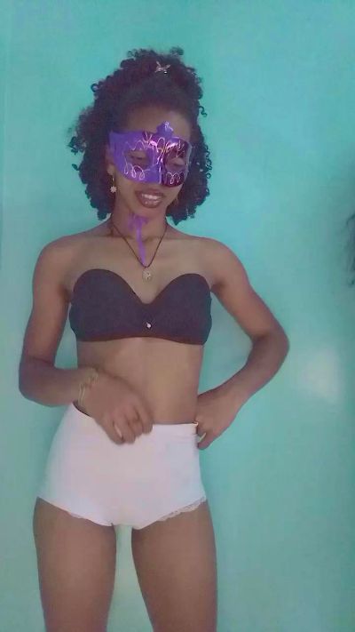 EmillieG live cam on Cam4