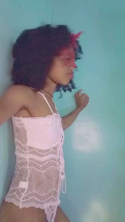 EmillieG live cam on Cam4